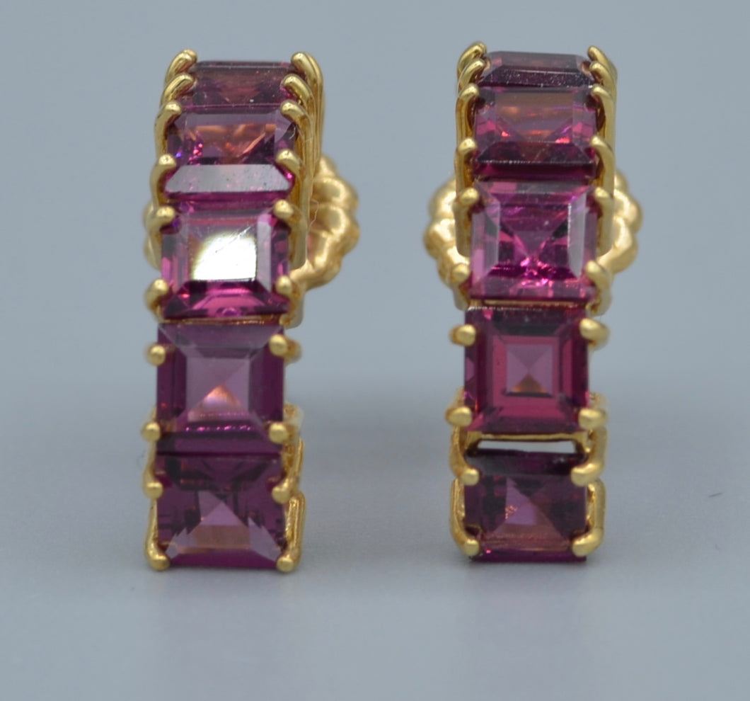 14K yellow gold hoop earring with square Rhodolite garnets