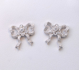 Bow-shaped Diamond Post Earrings in 18K White Gold