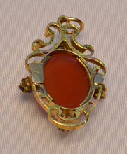 14K yellow gold hard stone cameo pendant with four old cut diamonds