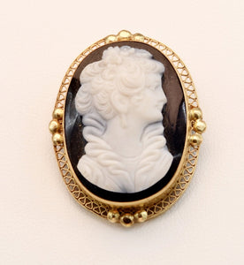 14K English Victorian Hard-stone Cameo pendant/brooch