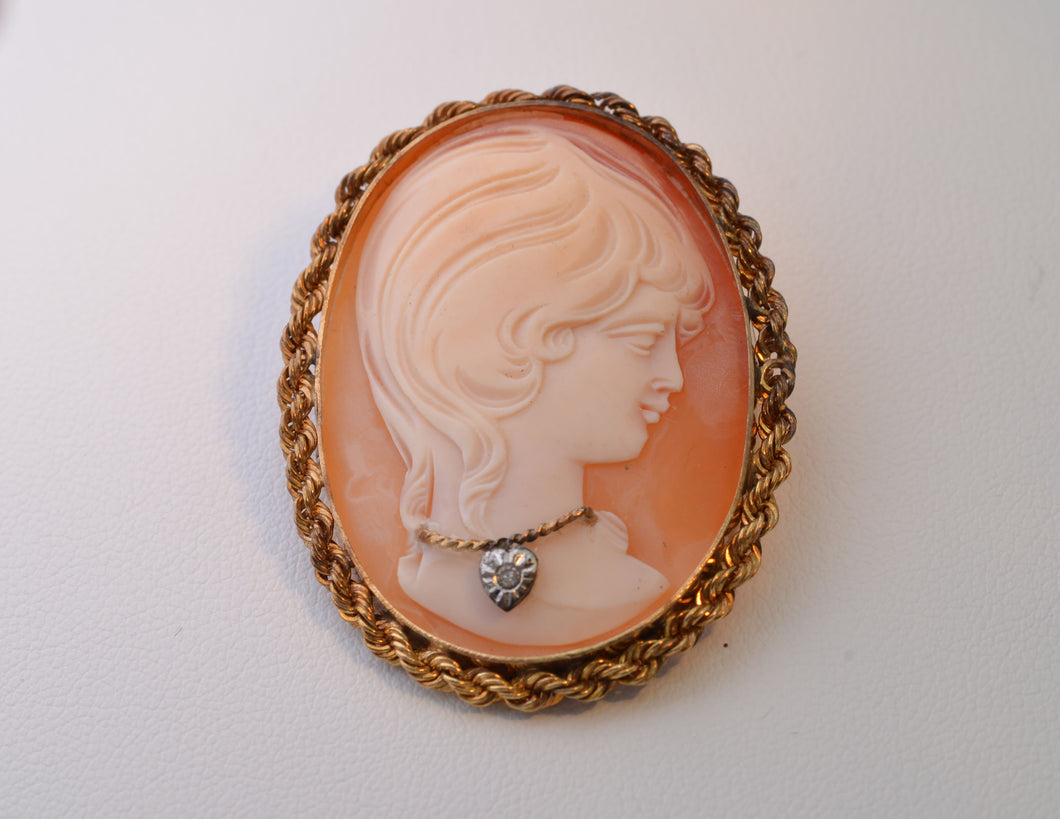 14K Yellow Gold-Framed Cameo with Young Girl Wearing Necklace